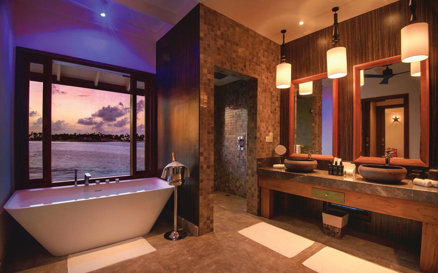 oblu-select-at-sangeli-maldives-water-villa-with-pool-bathroom