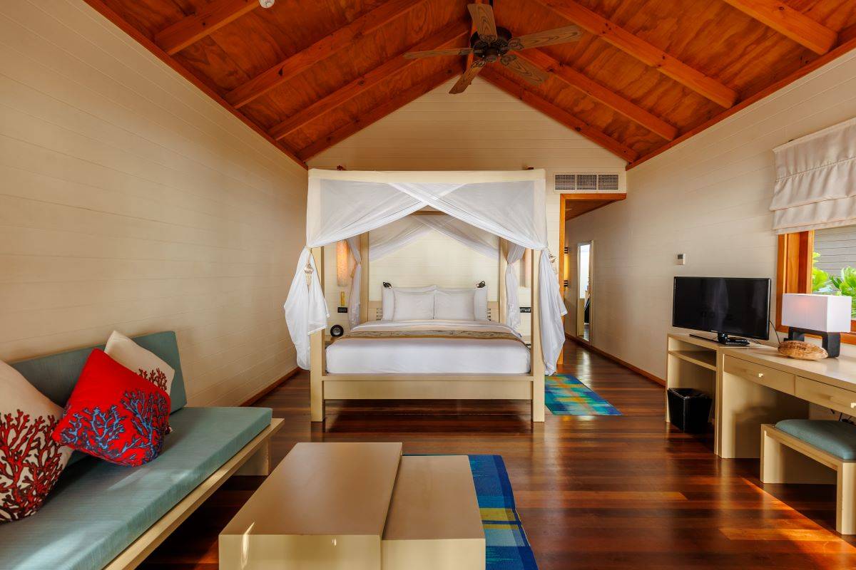 Meeru Island Resort, Malediven, Jacuzzi Beach Villas, Schlafzimmer