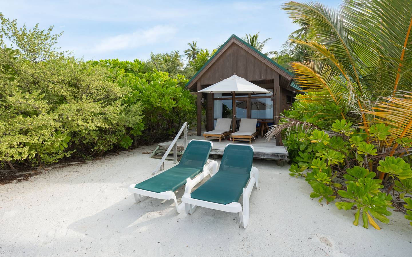 Meeru Island Resort, Malediven, Water Front Villas, Außenbereich