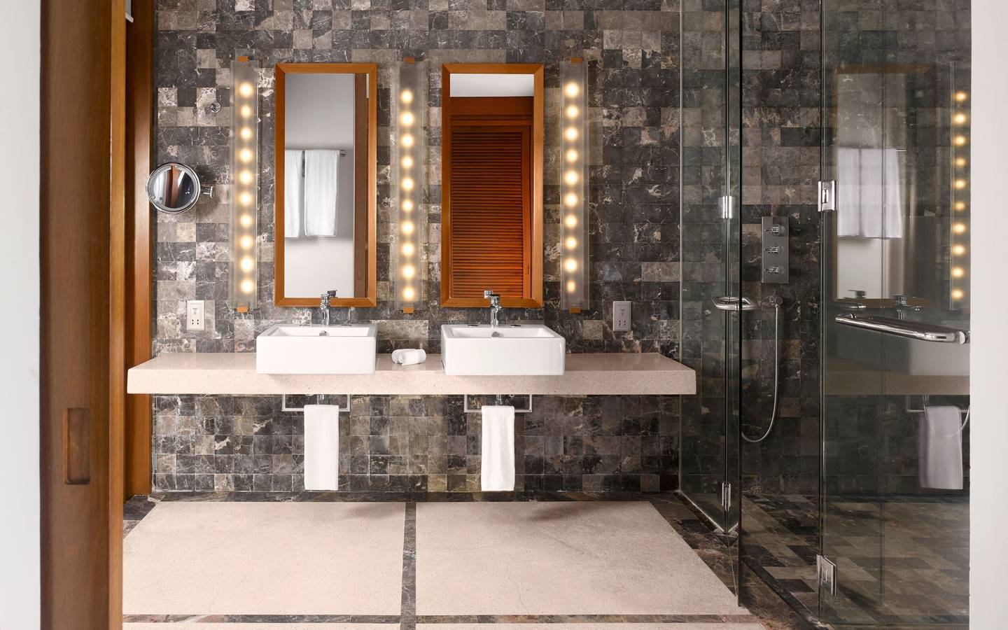 Villa_Nautica_Water_Villa_Badezimmer