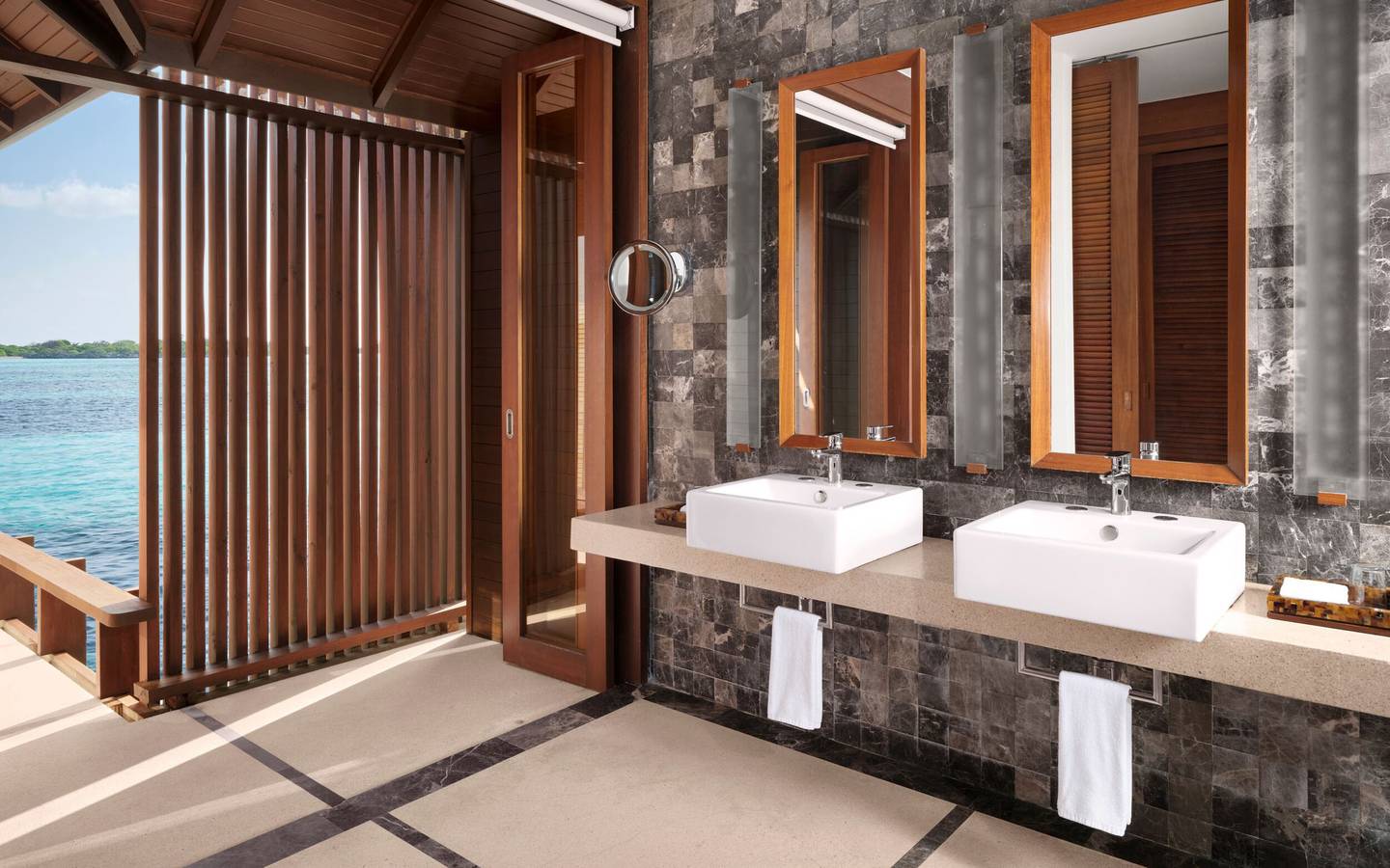 Villa_Nautica_Water_Villa_Bathroom