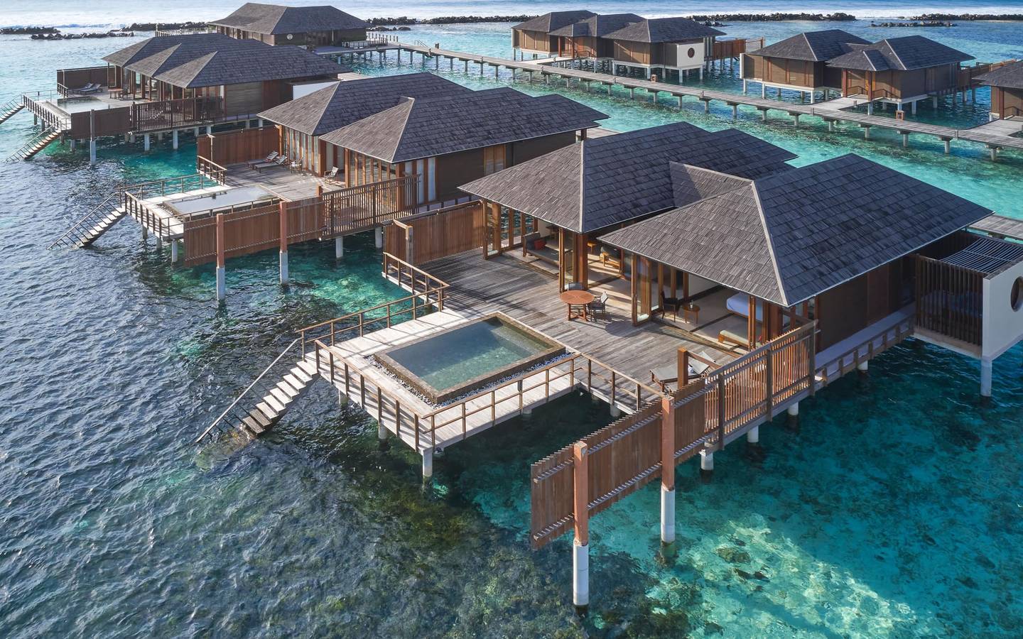 Villa_Nautica_One_Bedroom_Ocean_Suite_with_Pool_Aerial_1