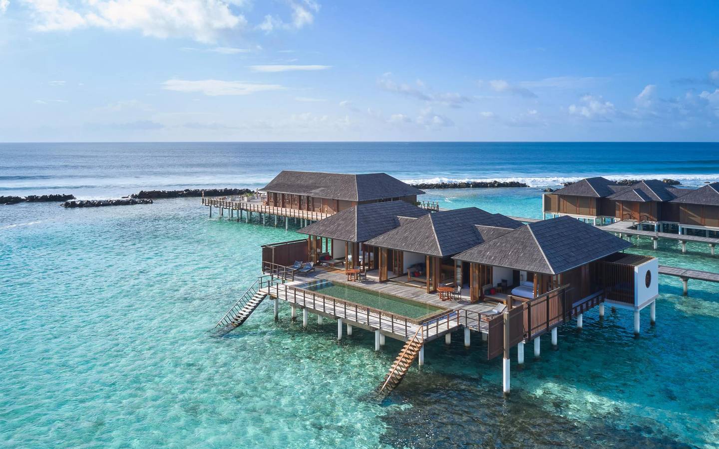 Villa_Nautica_Two_bedroom_Ocean_Suite_with_Pool_Aerial