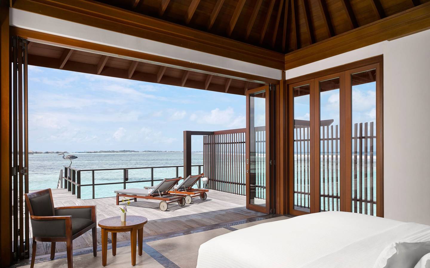 Villa_Nautica_Two_bedroom_Ocean_Suite_with_Pool_Sleeping_1