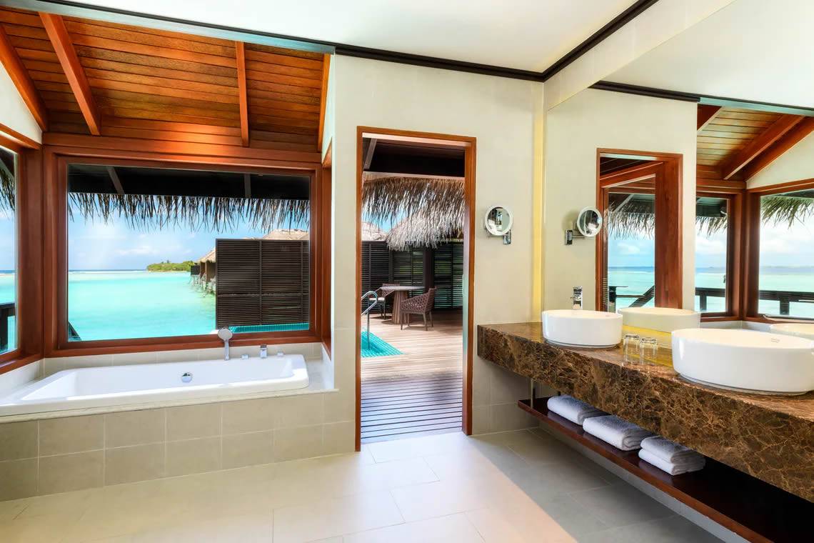 Sheraton_Maldives_Premium_Villa_6
