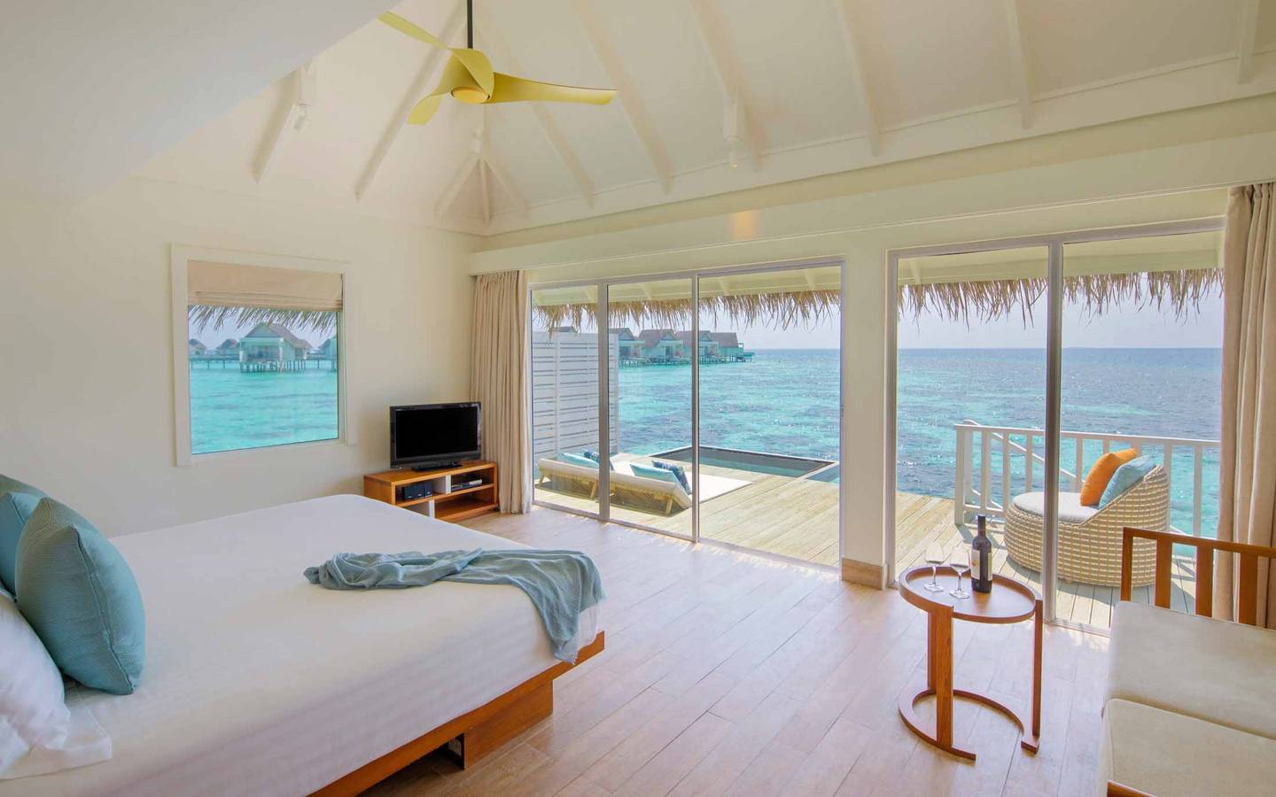 Machchafushi Island Resort Deluxe Watervilla 2