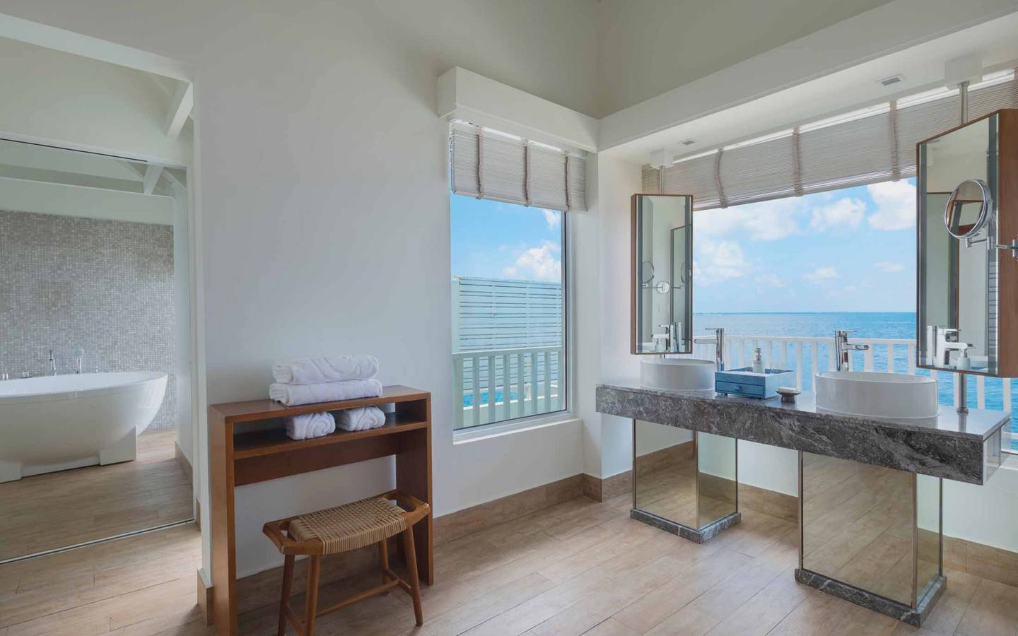 Machchafushi_Island_Deluxe_Family_Villa_2