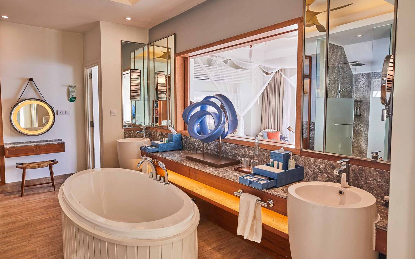 Machchafushi_Island_Ocean_Water_Villa_2