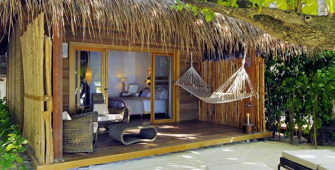 Beach Villa, Constance Moofushi Resort