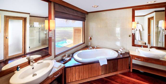 Badewanne, Superior Water Villa, Conrad Maldives Rangali Island