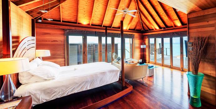 Schlafen, Superior Water Villa, Conrad Maldives Rangali Island