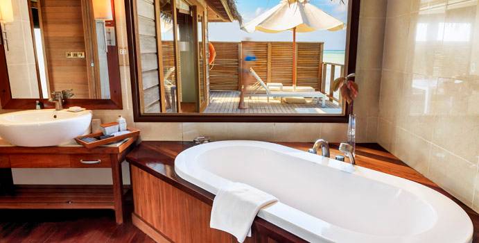 Bad, Superior Water Villa, Conrad Maldives Rangali Island