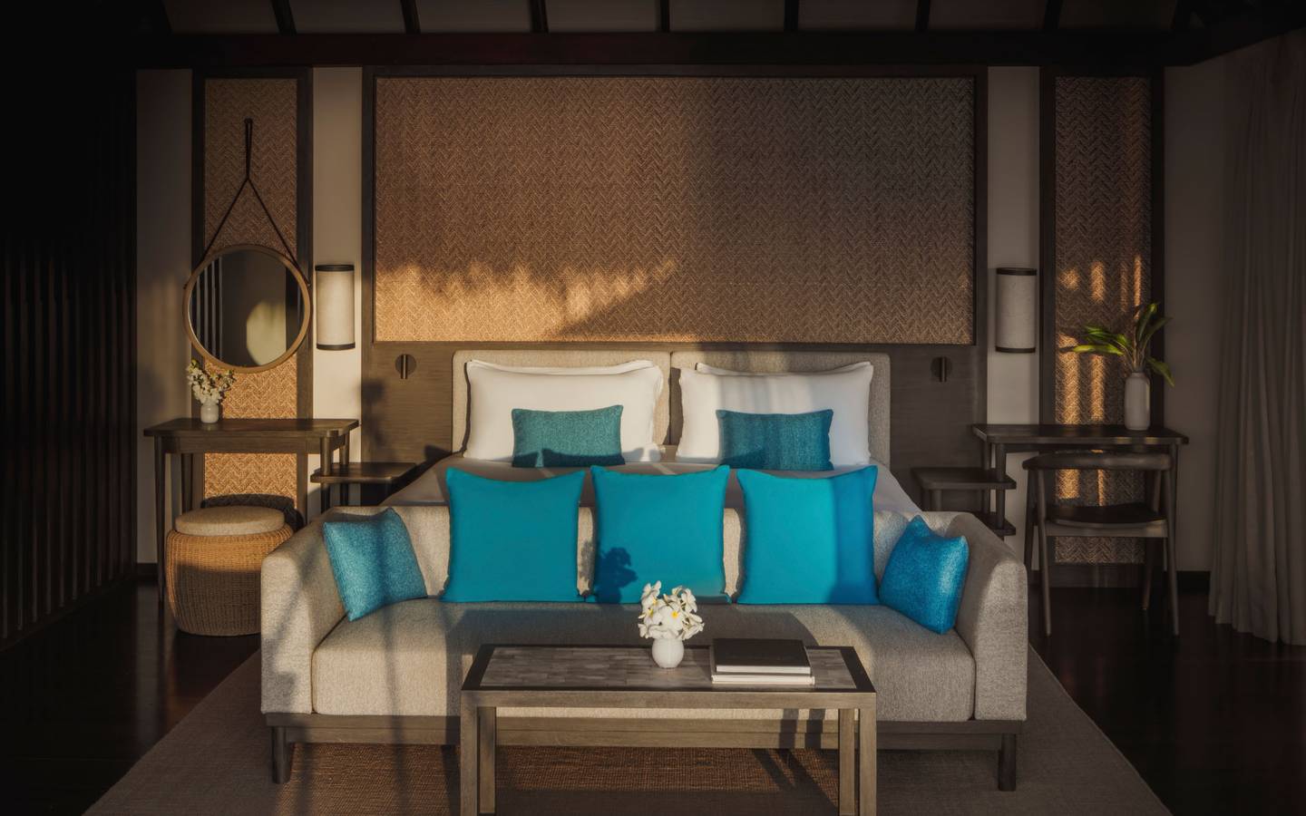 Conrad_Maldives_Deluxe_Water_Villa_with_Pool_Wohnen