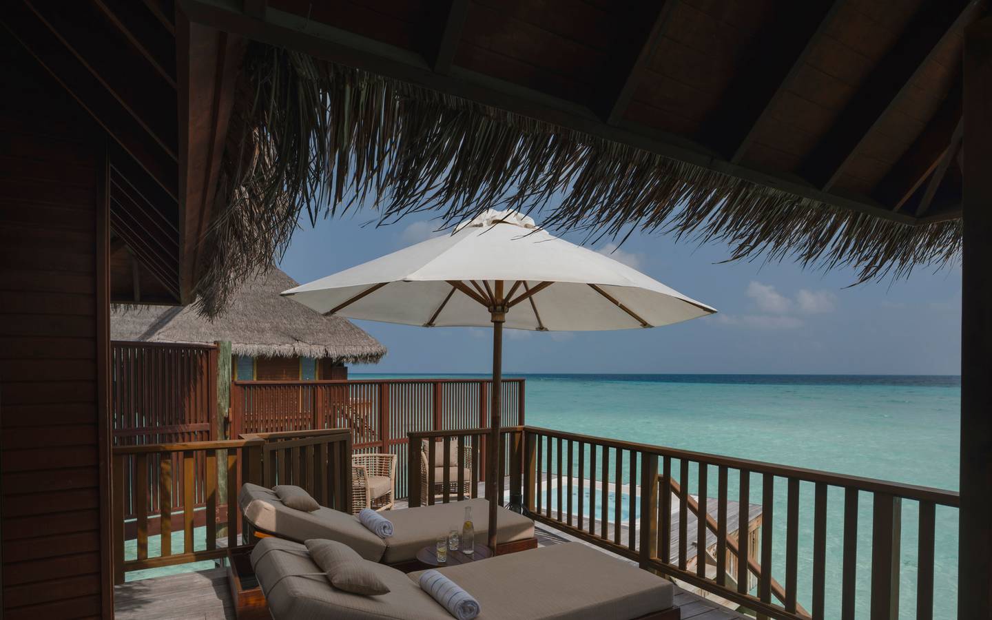 Conrad_Maldives_2_Bedroom_Grand_Water_Villa_Terrasse
