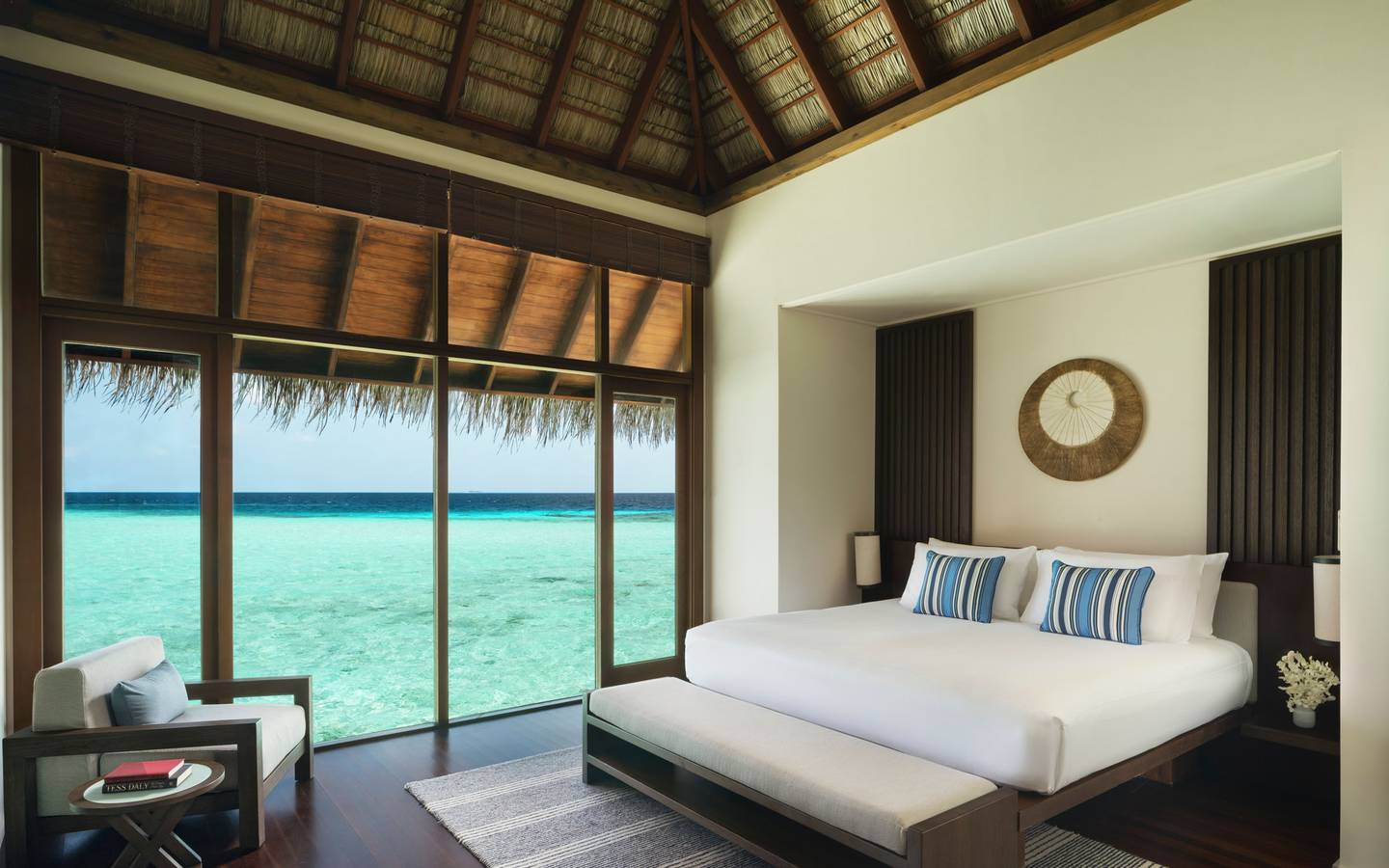 Conrad_Maldives_Grand_Water_Villa_Schlafen