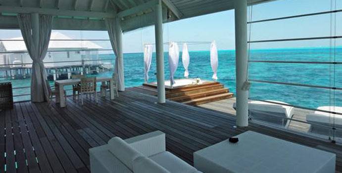 Terrasse, Jacuzzi Water Villa, Diamonds Thudufushi Island Resort