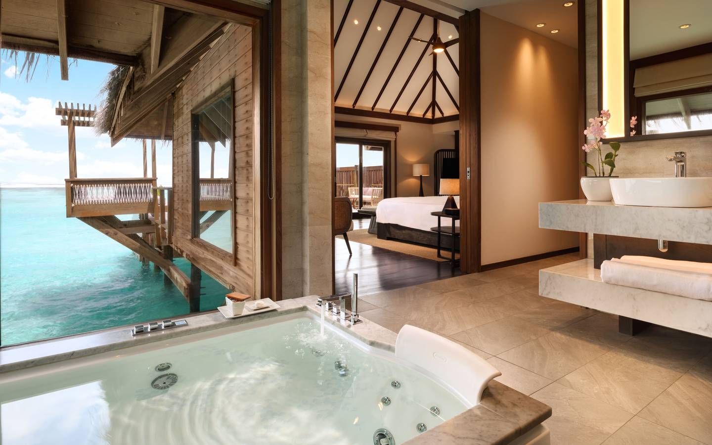 Conrad_Maldives_Premier_Water_Villa_With_Pool_Schnitt