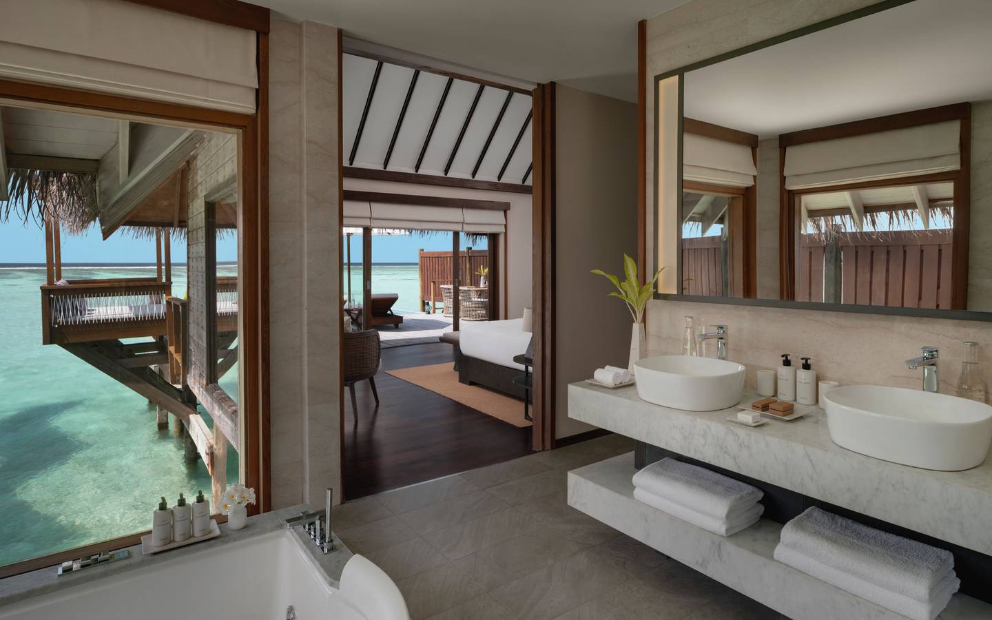 Conrad_Maldives_Premier_Water_Villa_With_Pool_Bathroom