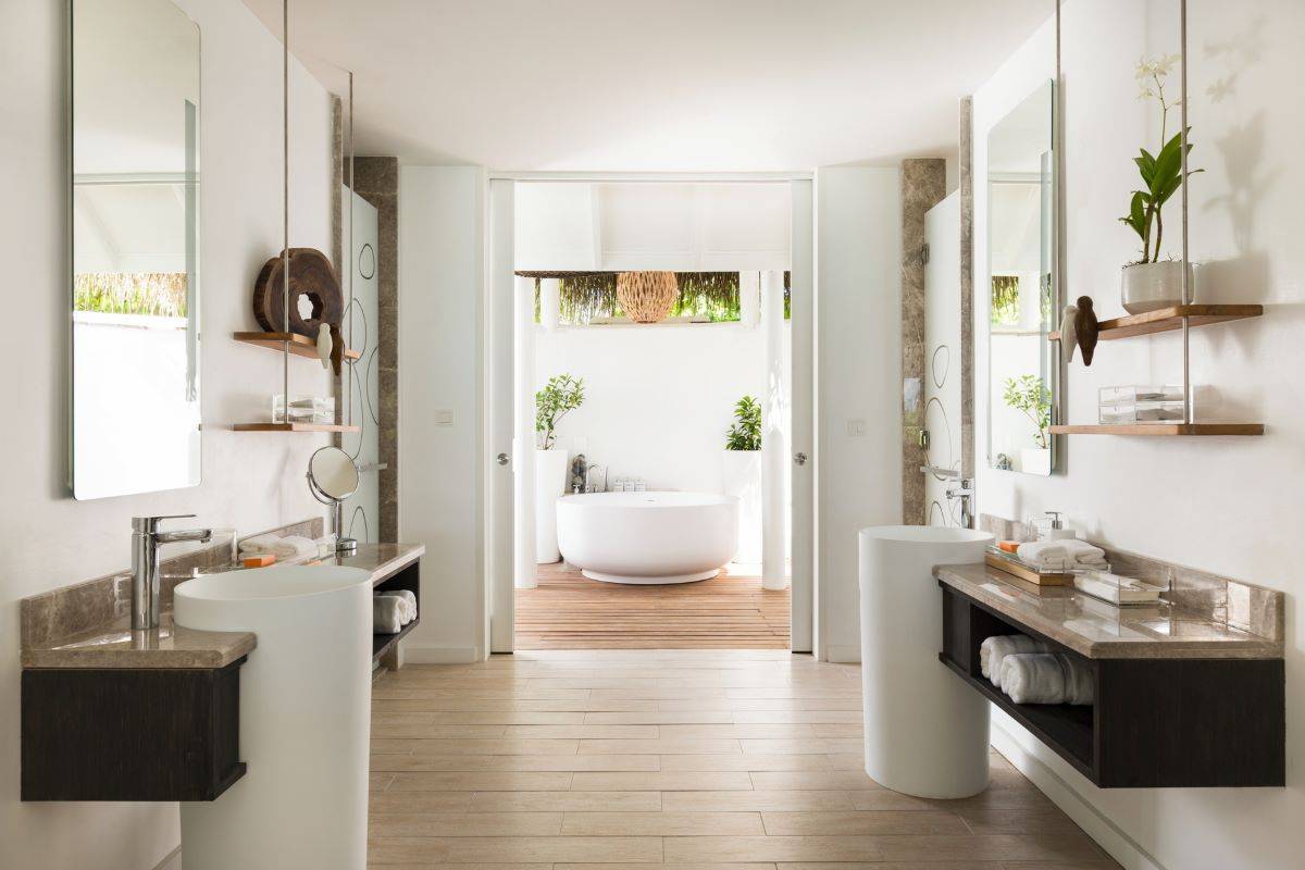 Lux* South Ari Atoll, Beach Villa, Badezimmer mit 2 Waschbecken