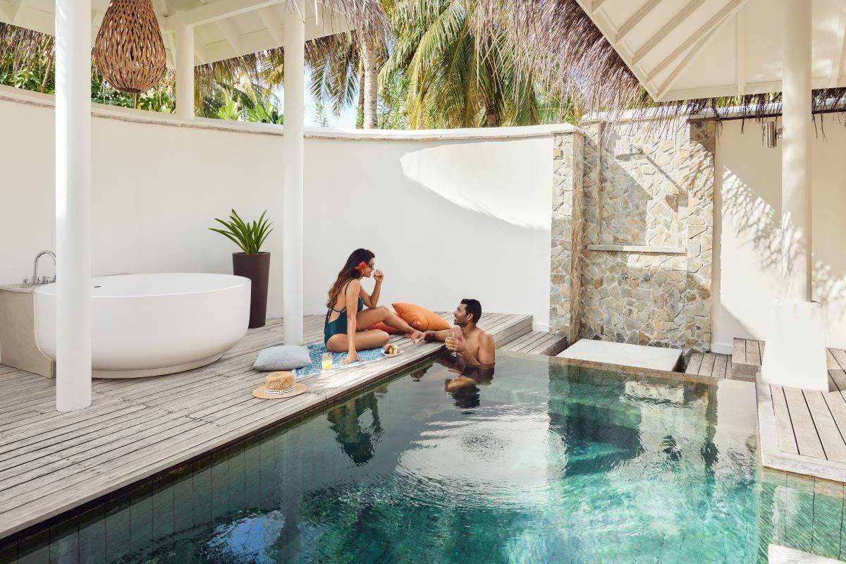 Lux* South Ari Atoll, Beach Pool Villa, Außenbereich mit Pool