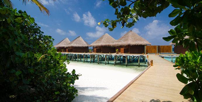 Steg zu den Water Villen, Mirihi Island Resort