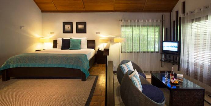 Schlafen, Deluxe Bungalow, Velassaru Maldives