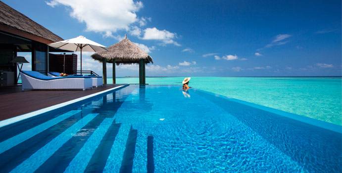 Infinity Pool, Water Suite, Velassaru Maldives