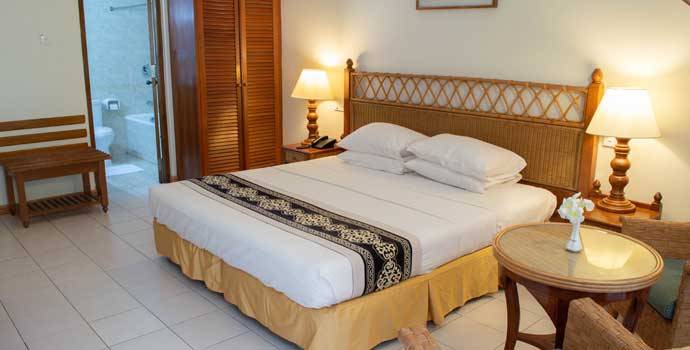 Comfort Room, Fihalhohi Island Resort