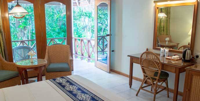 Comfort Room, Fihalhohi Island Resort