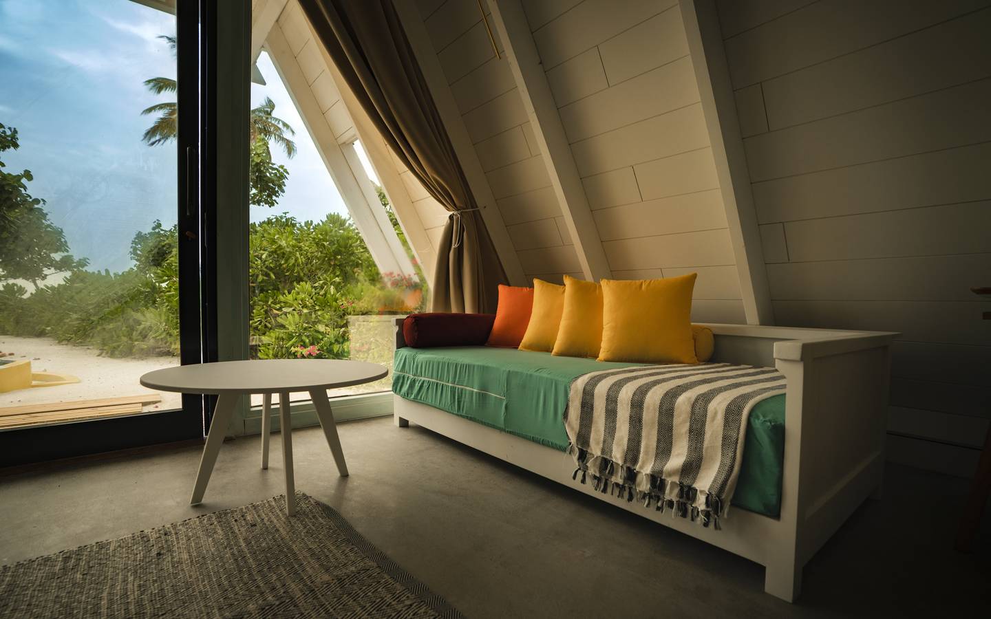 Oaga_Art_Resort_Haruge_Beach_Villa_5