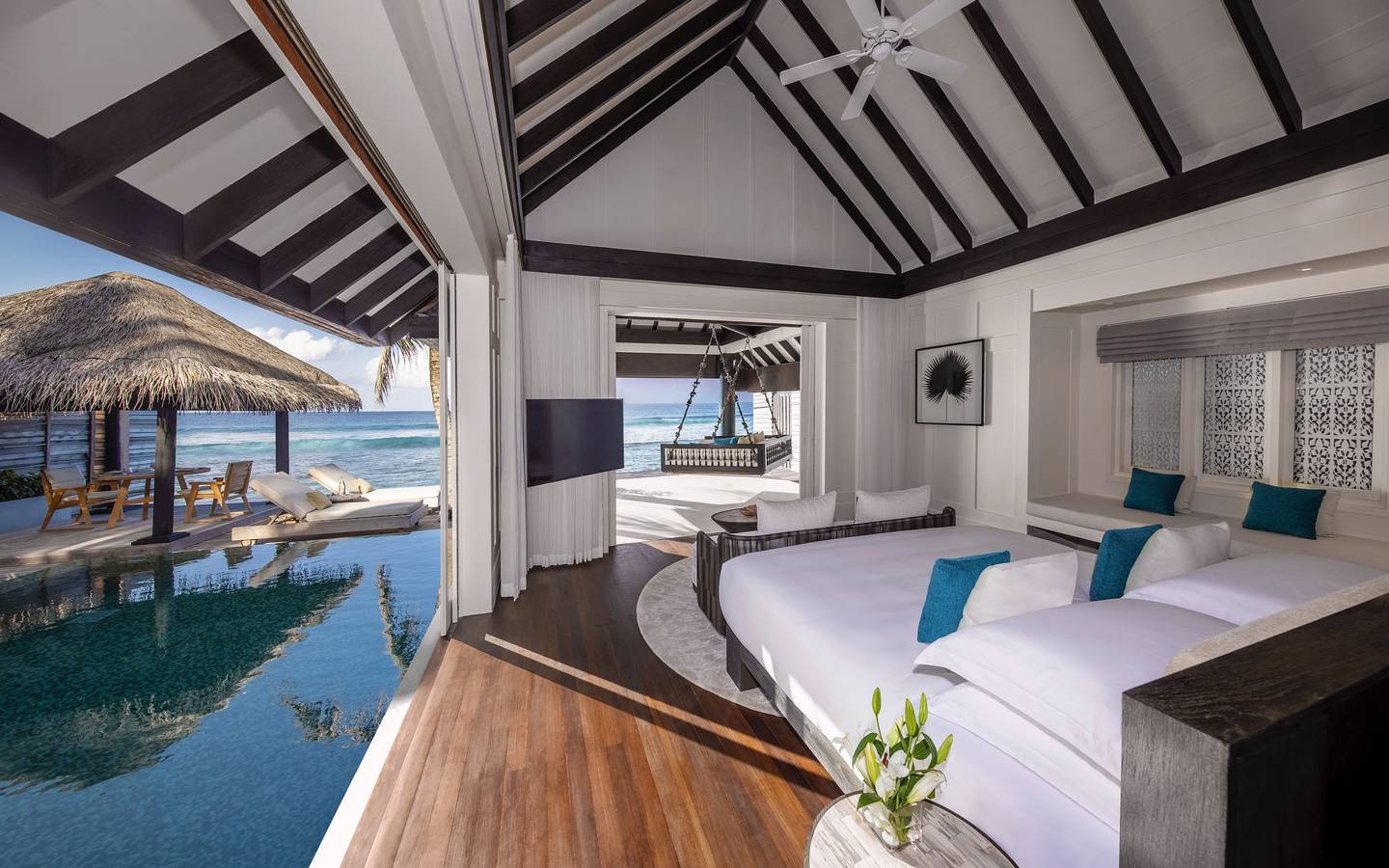 Two Bedroom Ocean House with Pool