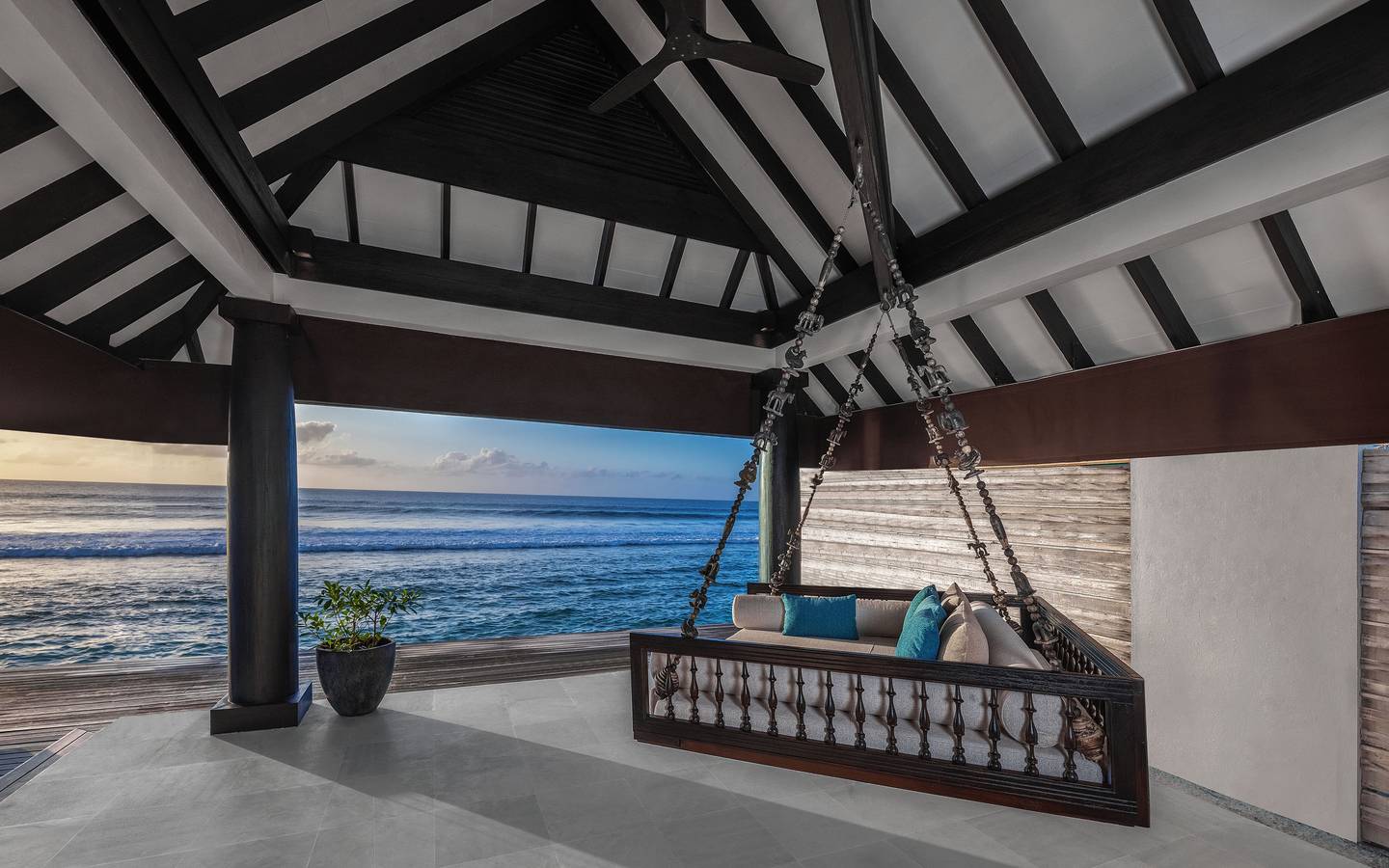 Naladhu_Private_Island_Maldives_Guest_Room_Ocean_House_with_Pool_Exterior