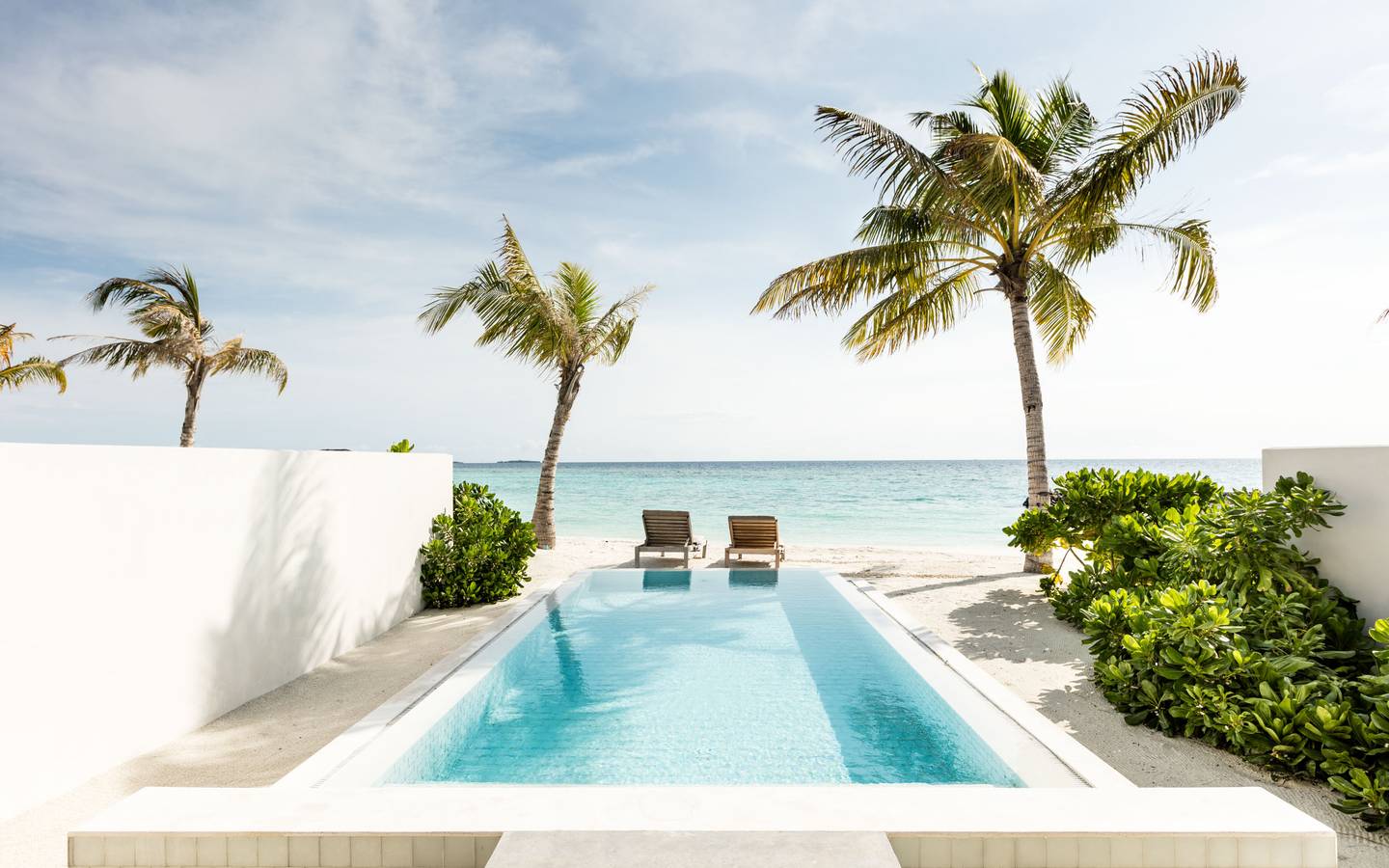Sun_Siyam_Olhuveli_Grand_Beach_Suite_With_Pool_Pool