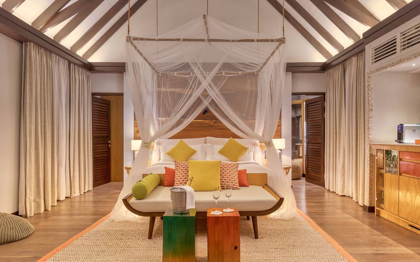 ozen-life-maadhoo-maldives-earth-villa-bedroom