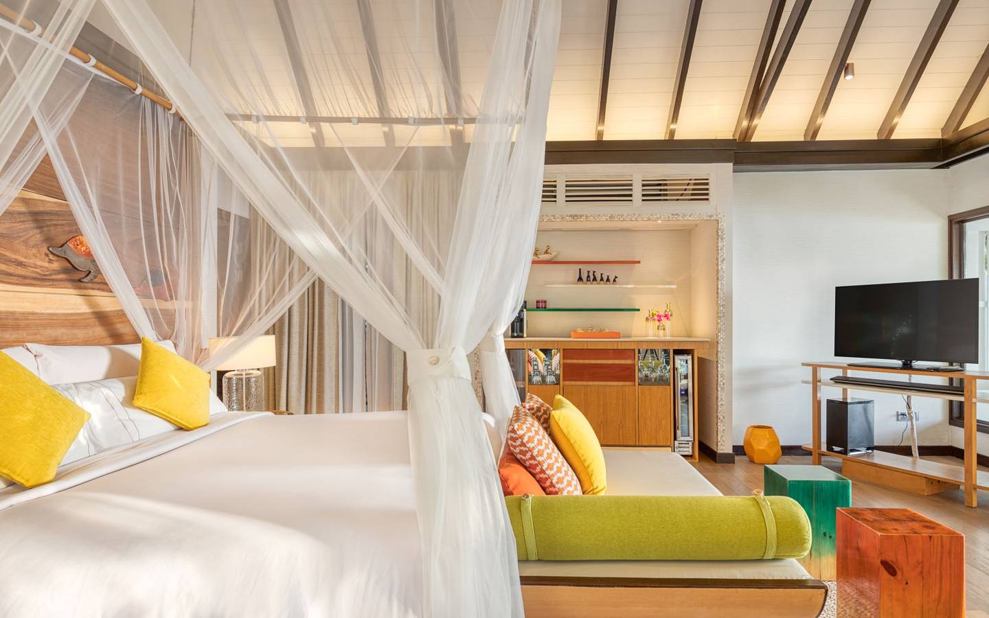 ozen-life-maadhoo-maldives-earth-villa-with-pool-bedroom