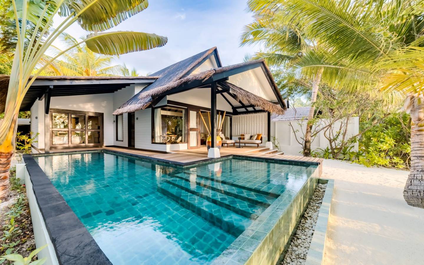 ozen-life-maadhoo-maldives-earth-pool-pavilion-exterior-pool