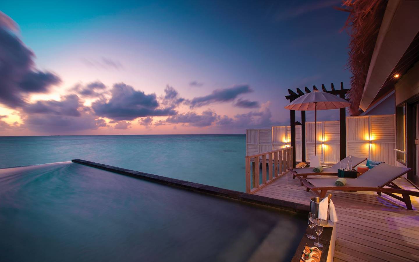 ozen-life-maadhoo-maldives-wind-villa-with-pool-evening-pool