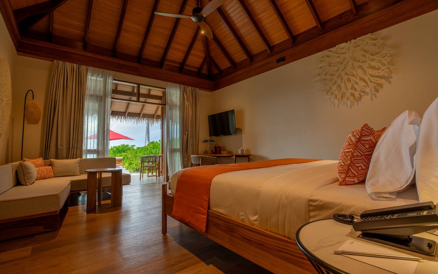 Barceló_Whale_Lagoon_Maldives_Sunrise_Beach_Villa_Living