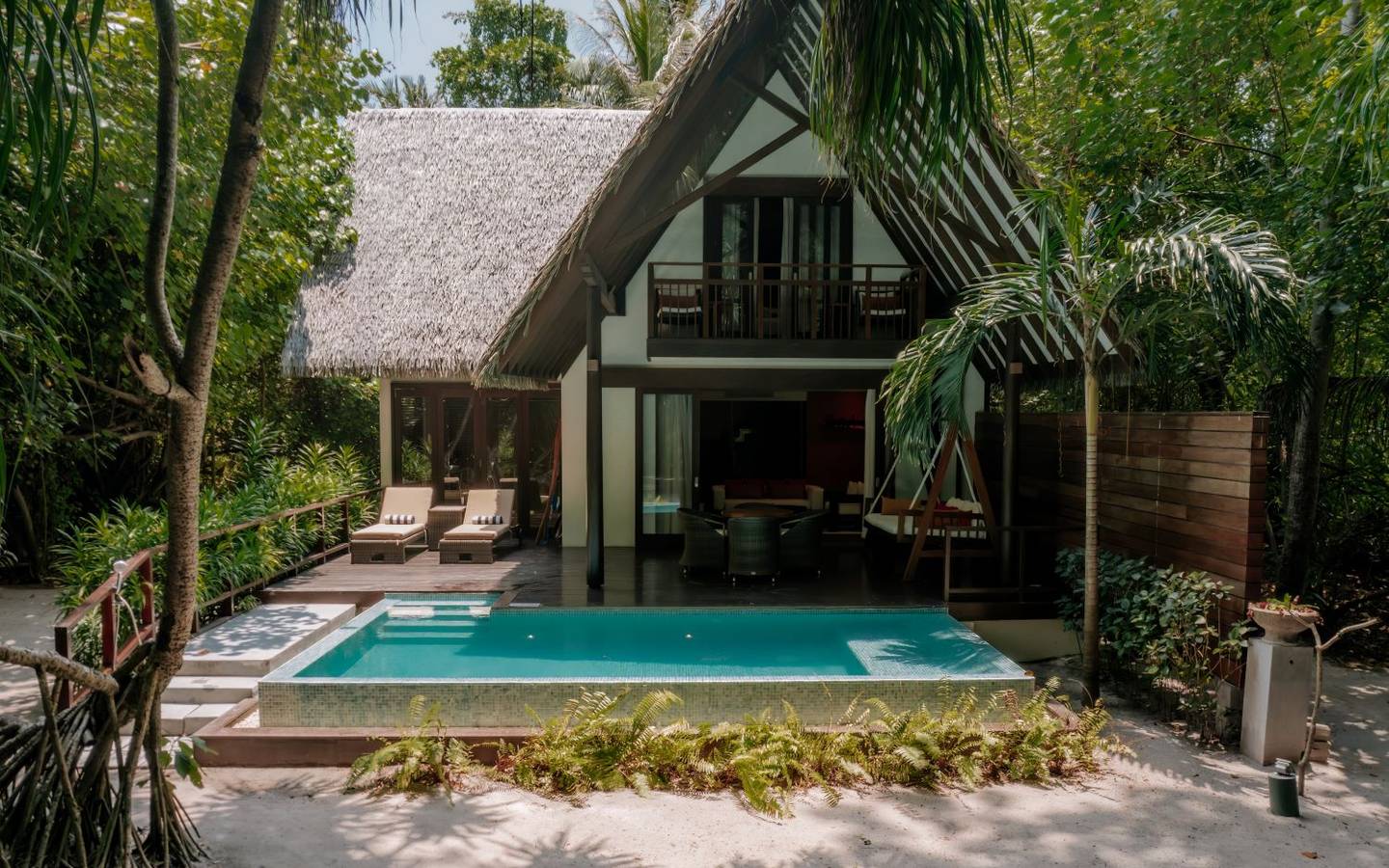 Duplex Honeymoon Suite