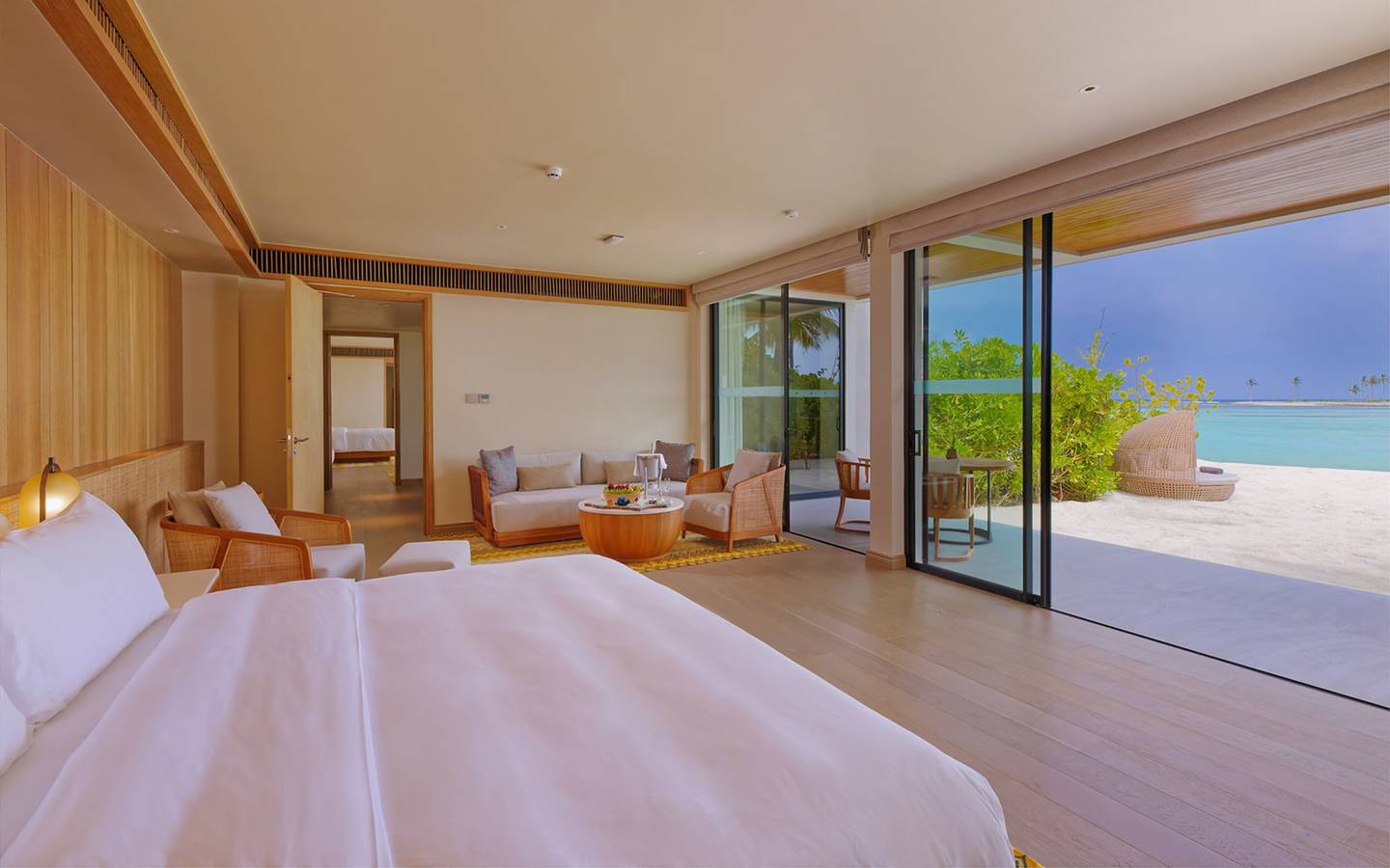 Kuda_Villingili_Maldives_Four_Bedroom_Beach_Residence_1