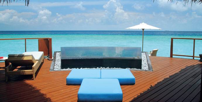 Infinity Pool, Water Villa, Constance Halaveli Resort