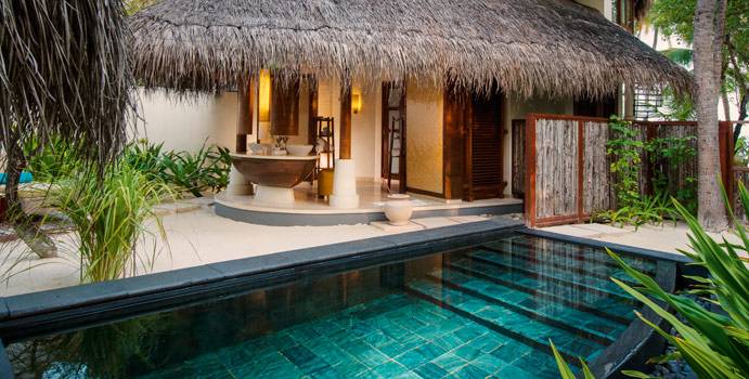 2. Pool im Garten, Double Storey Beach Villa, Constance Halaveli Resort