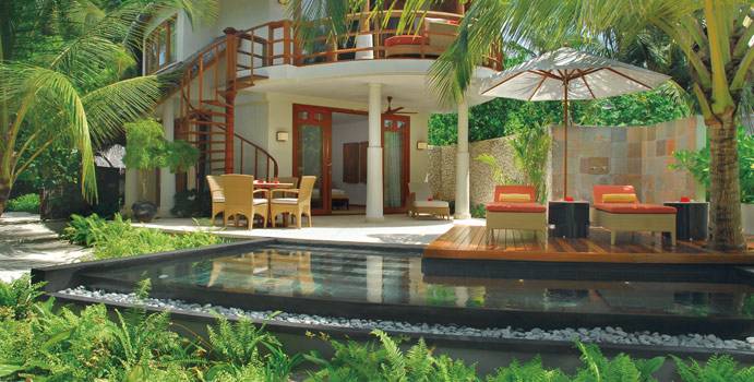 Pool und Terrasse, Double Storey Beach Villa, Constance Halaveli Resort