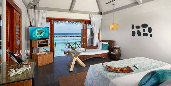 Wohnen, Premium Water Villa, Taj Coral Reef Resort & Spa