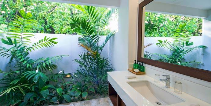 Halboffenes Bad, Superior Vista Room, Summer Island Maldives