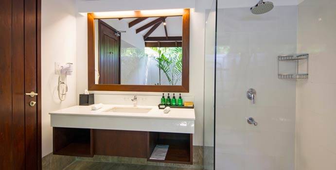 Bad, Premium Beach Villa, Summer Island Maldives