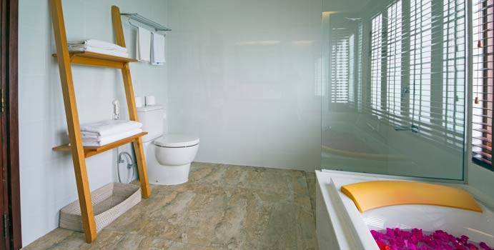 Bad, Water Villas, Summer Island Maldives