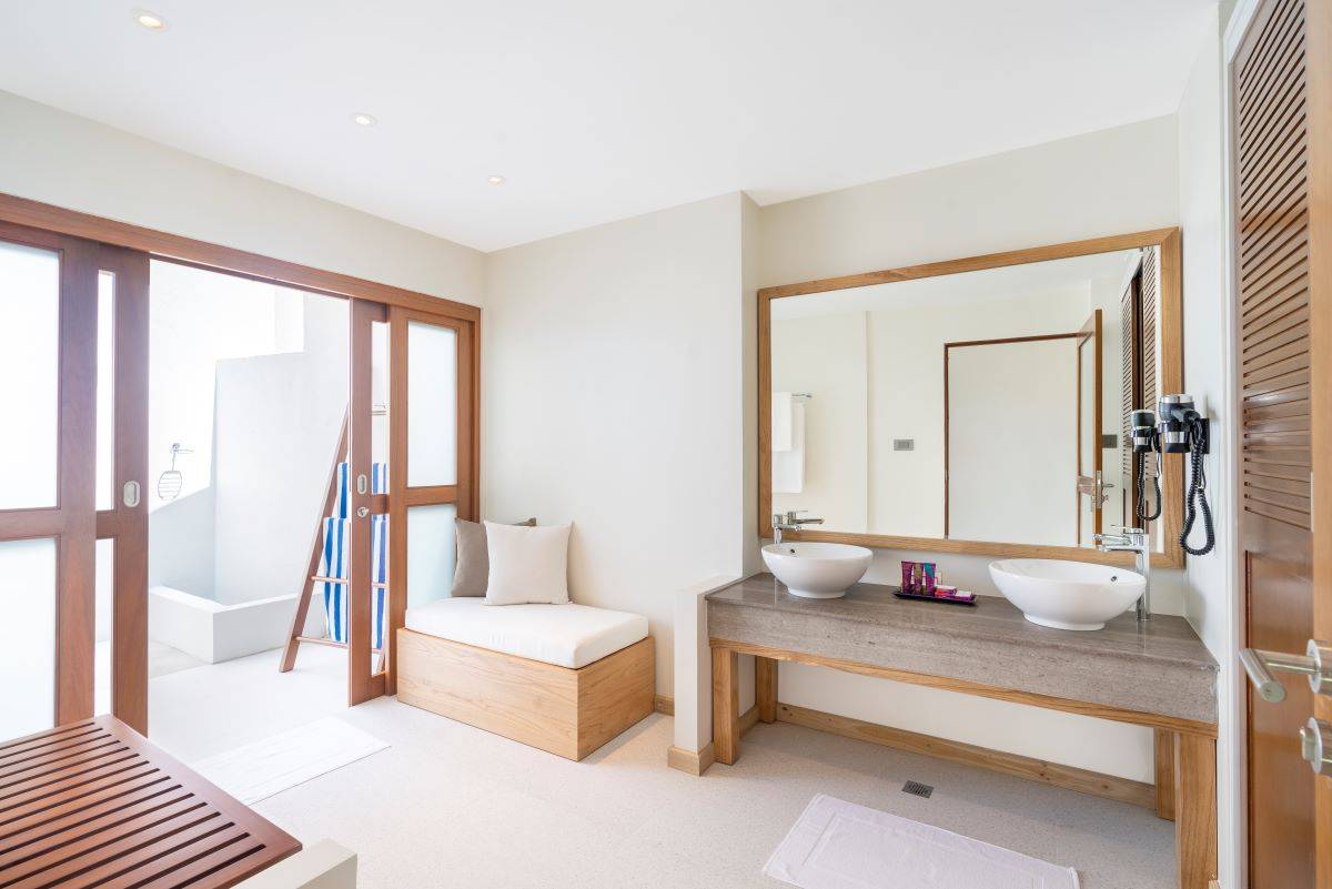 Ellaidhoo Maldives by Cinnamon, Water Bungalow, Badezimmer mit zwei Waschbecken