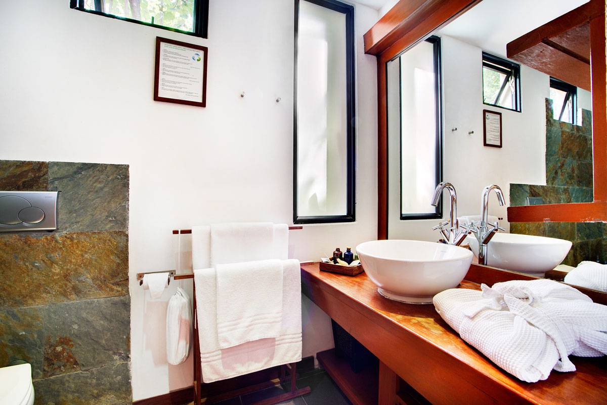 Gangehi_Island_Resort_Club_Room_2