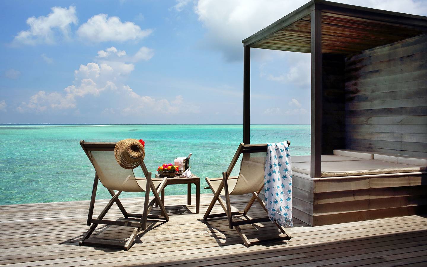 Gangehi_Island_Resort_Watervilla_Deluxe_1